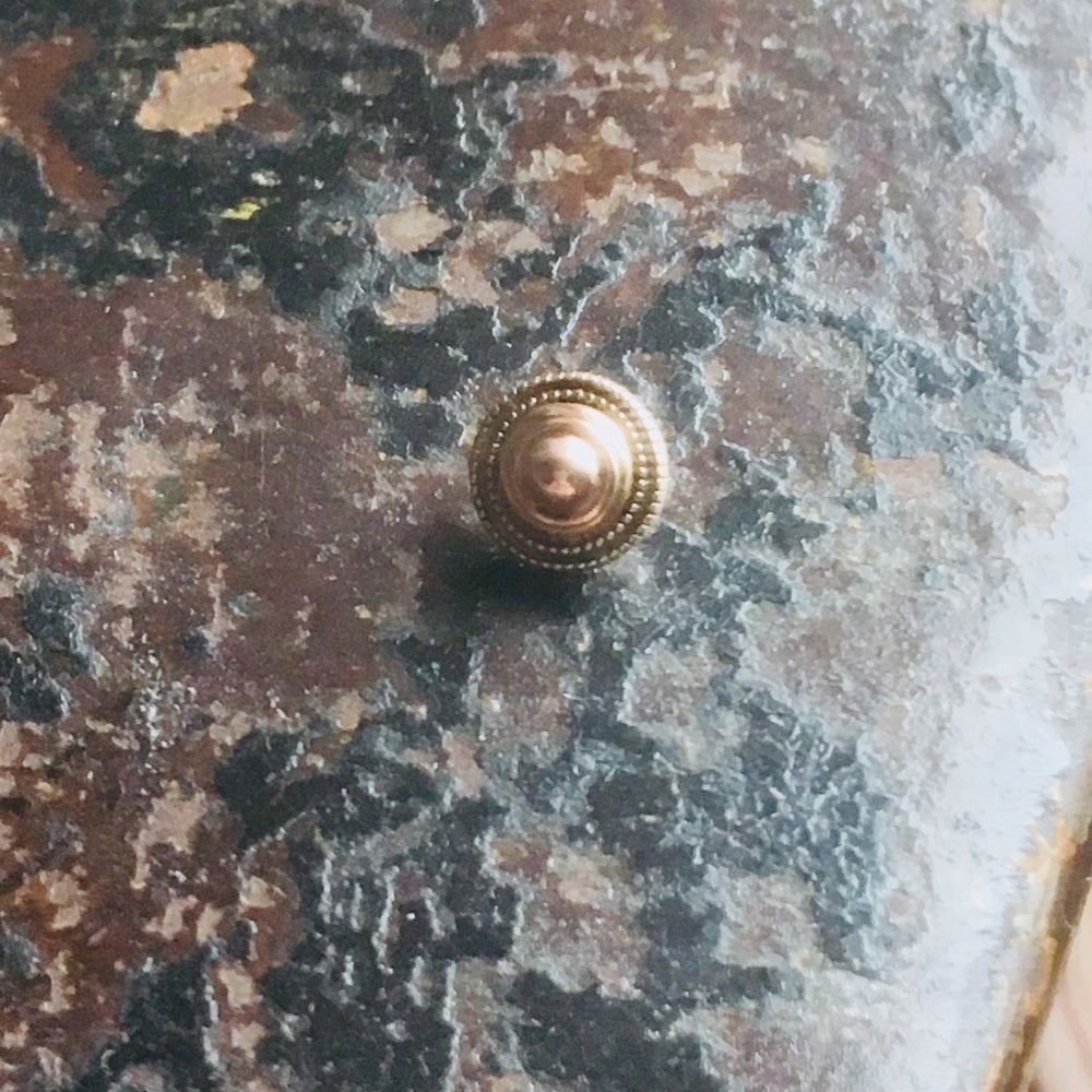 ✨SOLD✨BVLA Rose Gold Double Milgrain Round